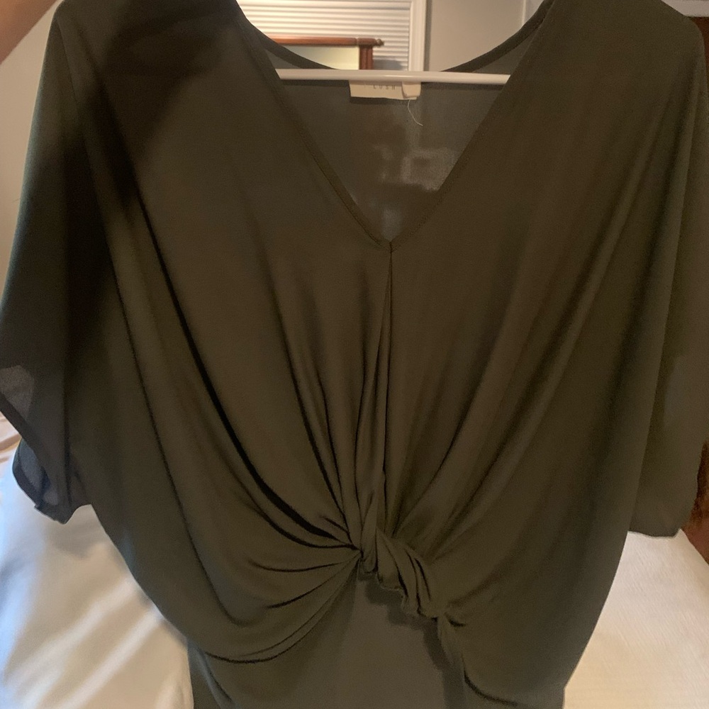 Lush top